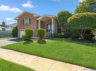2998 Joyce Lane, Merrick, NY 11566