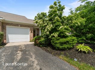 3465 S Lyn Haven Dr SE, Kentwood, MI 49512