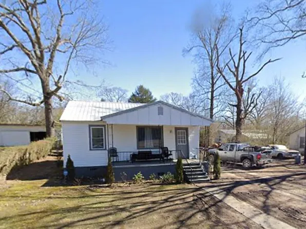 5509 Cash St, Anniston, AL 36206