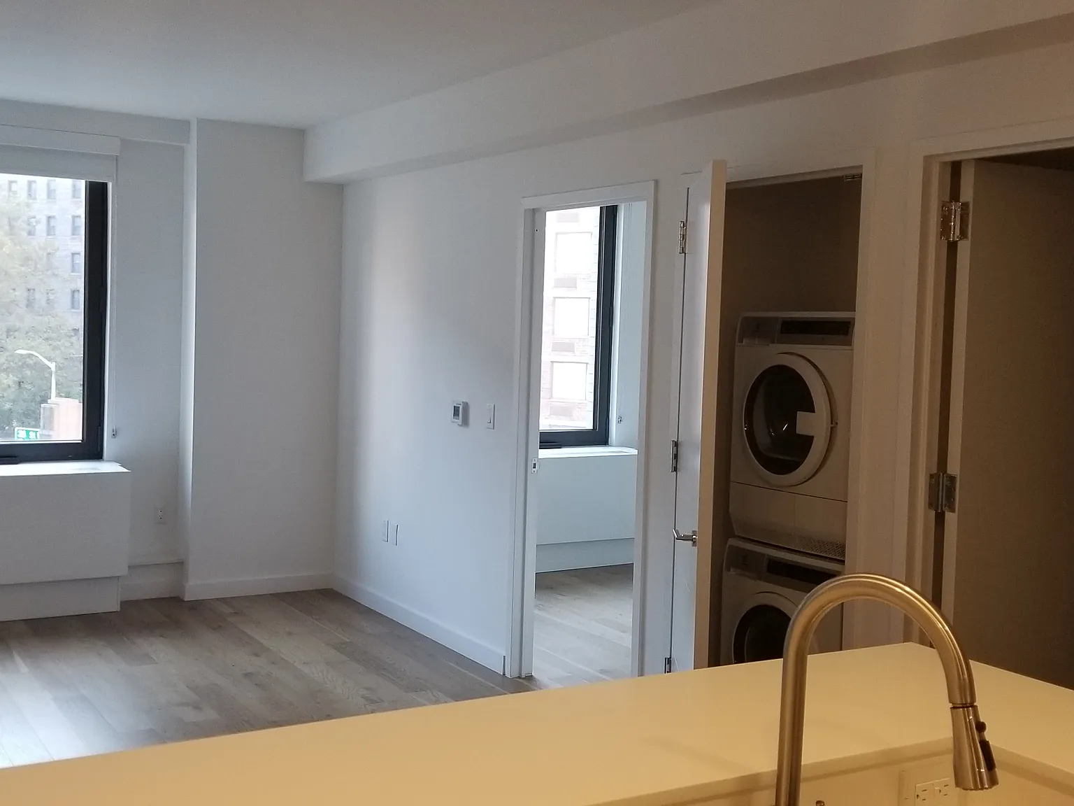 445 West 35th Street — Photo 3