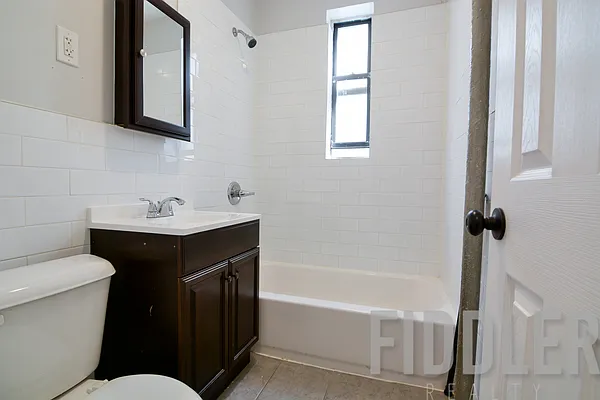 Rented by Fiddler Realty | media 24