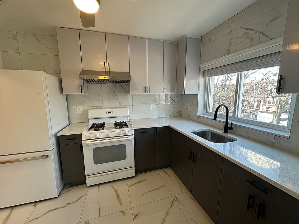 1st image of 3200 Lafayette Ave Floor 2