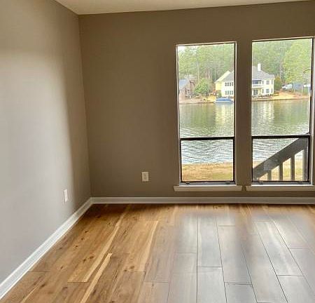 3rd image of 250 Sugar Gum Ln #105