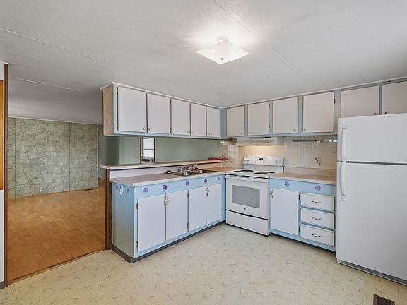 5th image of 2905 N Howard St