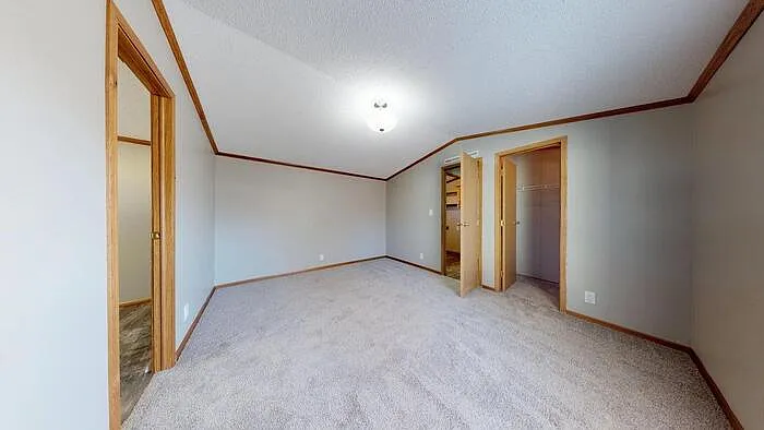 139 American Ave — Photo 6