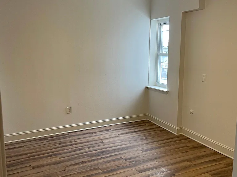 1122 E Palmer St #B — Photo 18