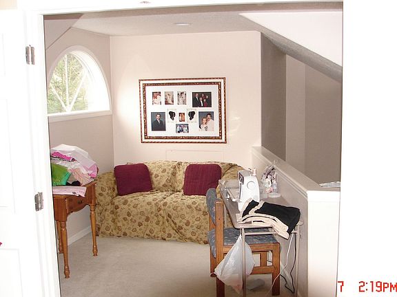 Sitting area off office