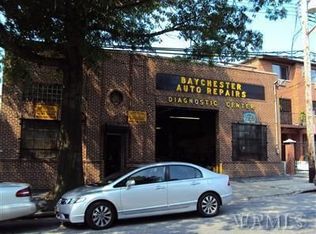 2951 Edson Ave, Bronx, NY 10469