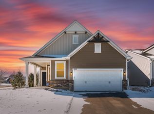 193 Liberty Heights Dr, Chaska, MN 55318