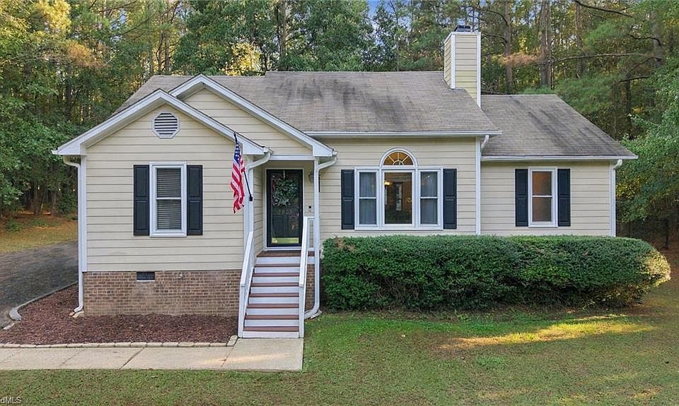 1st image of 2809 Stageline Dr
