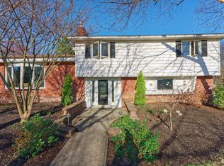 1245 Ruffner Rd, Niskayuna, NY 12309