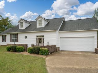 94 Rivercrest Dr, Fayette, AL 35555