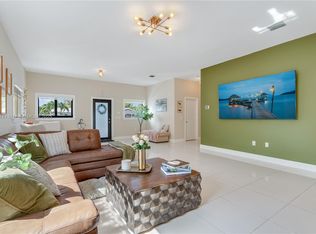 6470 SW 33rd St, Miami, FL 33155