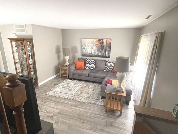 5th image of 6436 Fremont Dr #0