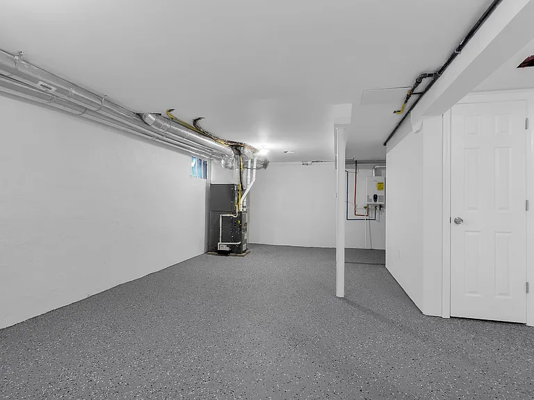 310 Summer St — Photo 25