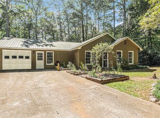 379 Cross Creek Ct, Auburn, GA 30011