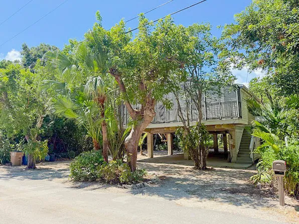 110 Arctic Ave, Tavernier, FL 33070