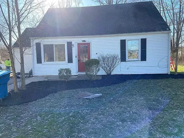 4311 Gary Ln — Photo 1