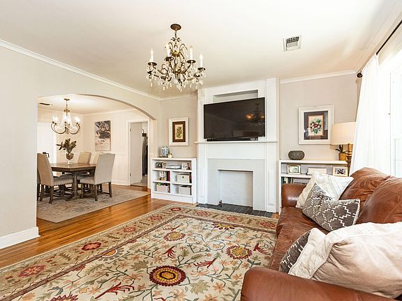 5th image of 1214 S Milam St