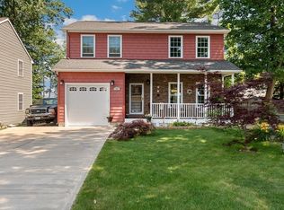 92 Briggs St, Springfield, MA 01151