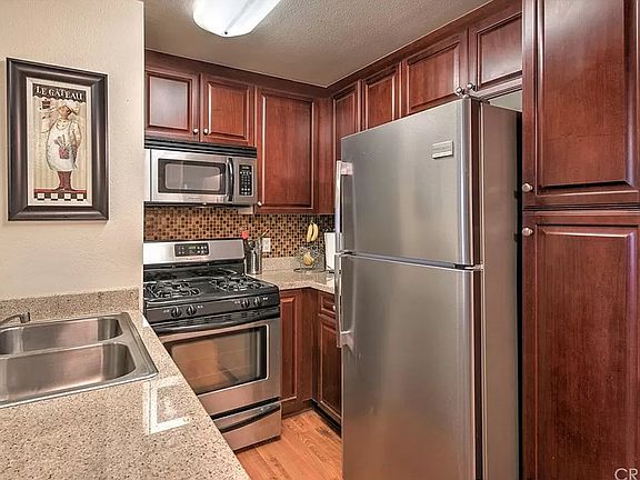 2nd image of 21500 Burbank Blvd APT 202