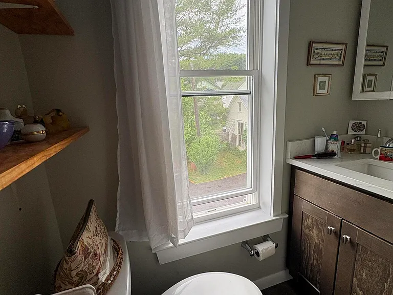 1 Delta Pl — Photo 14