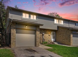 6779 Glen Erin Dr #19, Mississauga, ON L5N 2C1
