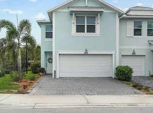 301 SE Halifax Ln, Stuart, FL 34994