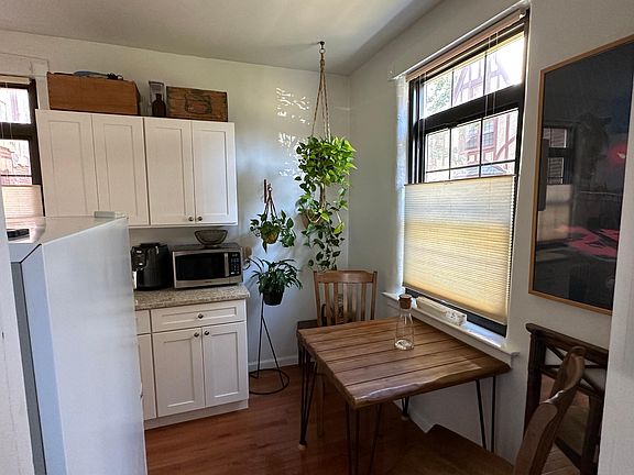 2nd image of 21537 43rd Ave APT 1