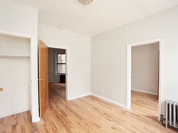 5th image of 28 Saint Nicholas Pl #2