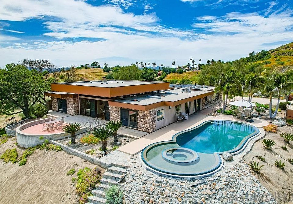 2445 San Pasqual Valley Rd, Escondido, CA 92027 Zillow