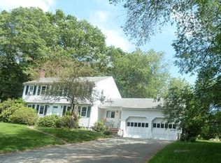 6 Ruping Dr, Burlington, MA 01803