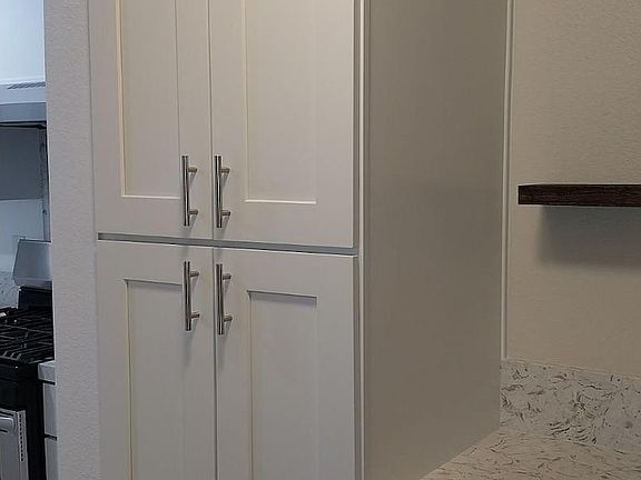 2nd image of 51522 Calle Avila