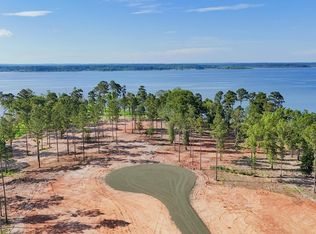 209 Debbie Ln, Pineland, TX 75968