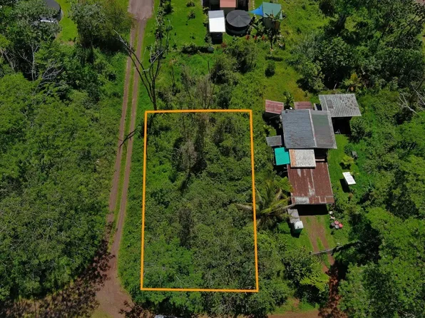 King Kamehameha Blvd, Kurtistown, HI 96760