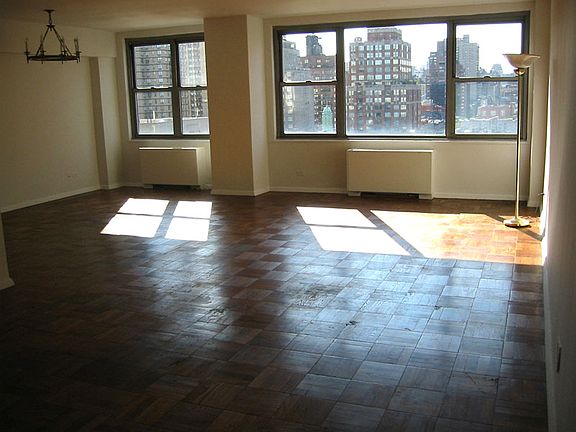 3rd image of 500 E 83rd St APT 15B