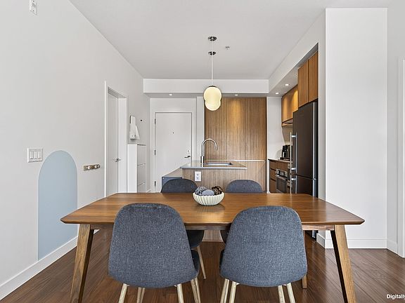 5th image of 516 Foster Ave #502