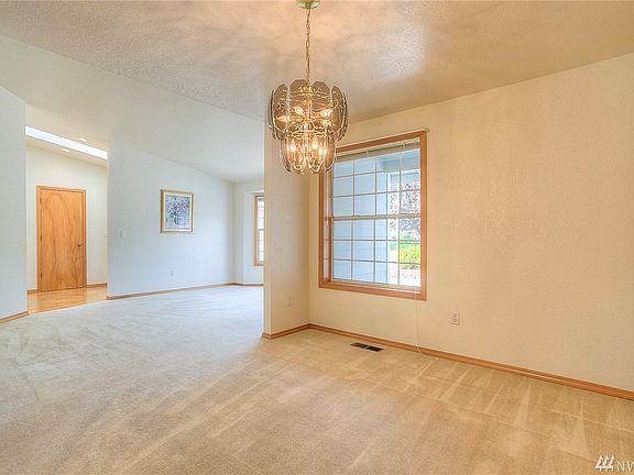5th image of 2825 41st Way SE