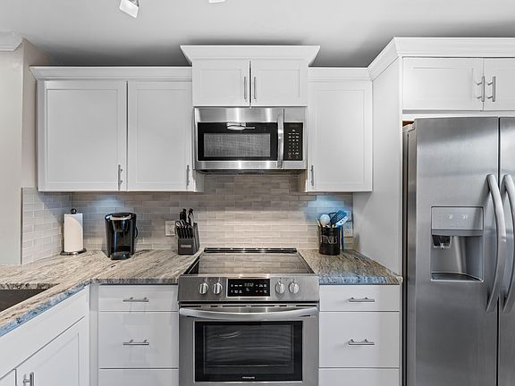 5th image of 9421 S Ocean Drive #88