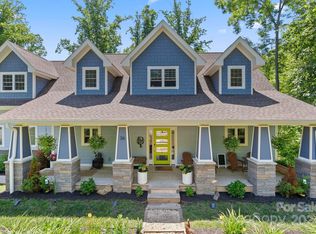36 Timber Moss Dr, Asheville, NC 28804