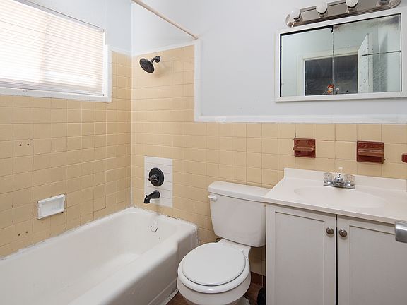 2nd image of 23 Alice Ave #4