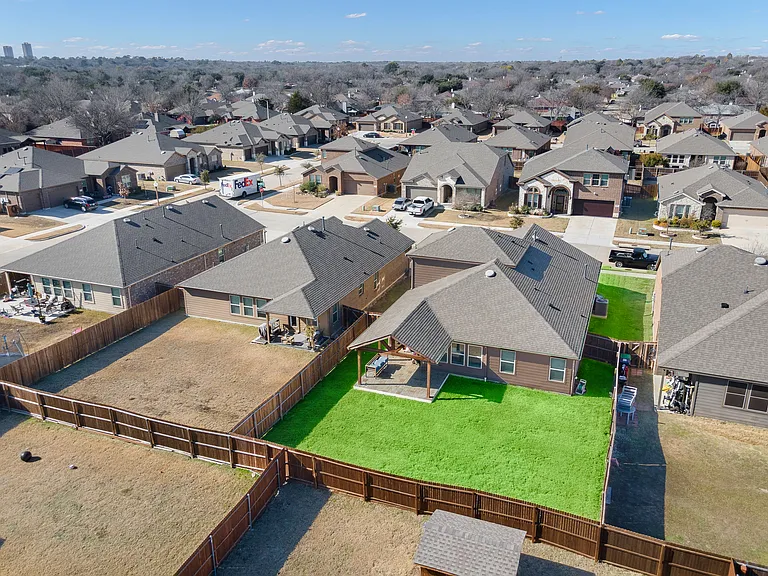4008 Spur Trail Dr — Photo 26