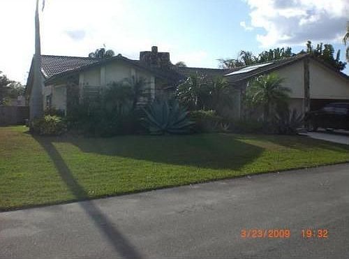 5th image of 131 NW 130th Ave
