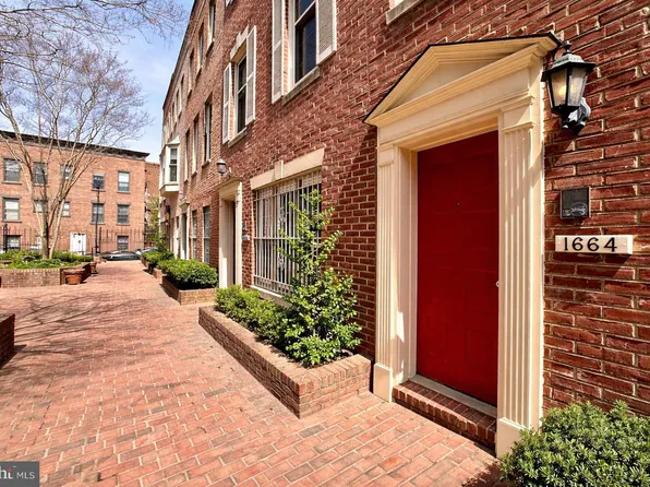 1664 Euclid St NW, Washington, DC 20009