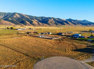 4 Electric Ave, Grover, WY 83122