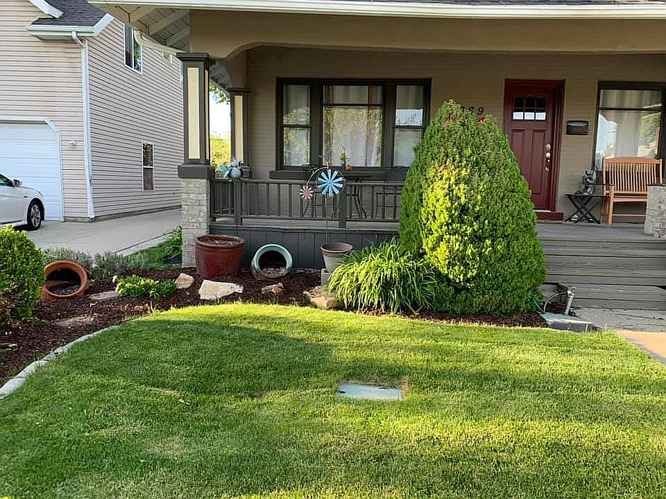 1st image of 1069 E Emerson Ave