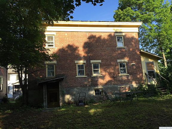 4th image of 1305 River St