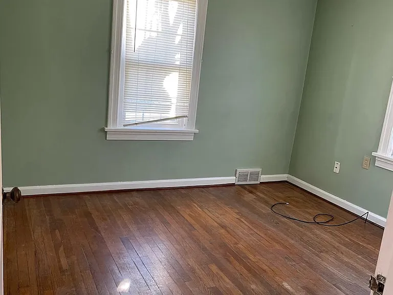231 N Spring Grove St #2 — Photo 2
