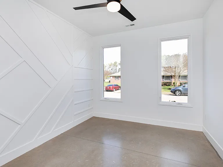 2161 Mayview Rd — Photo 4