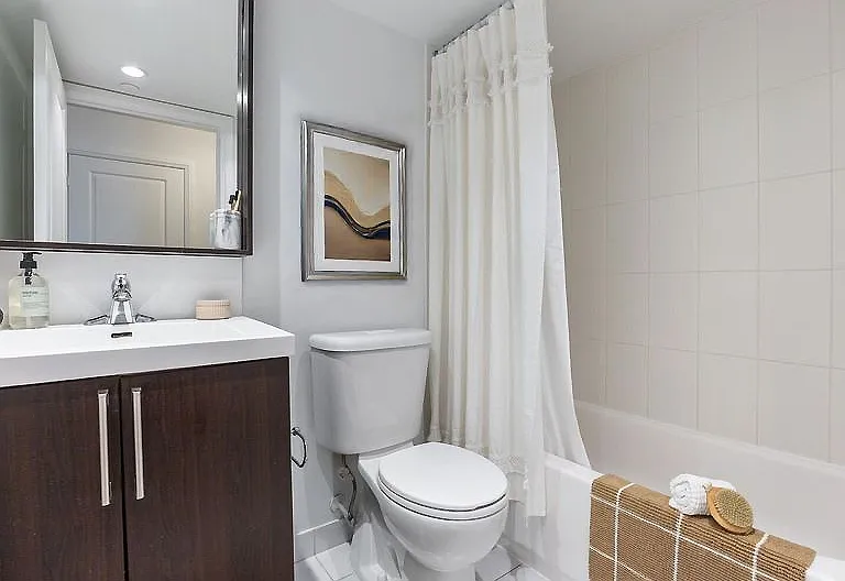 305 Roehampton Ave #1202 — Photo 17